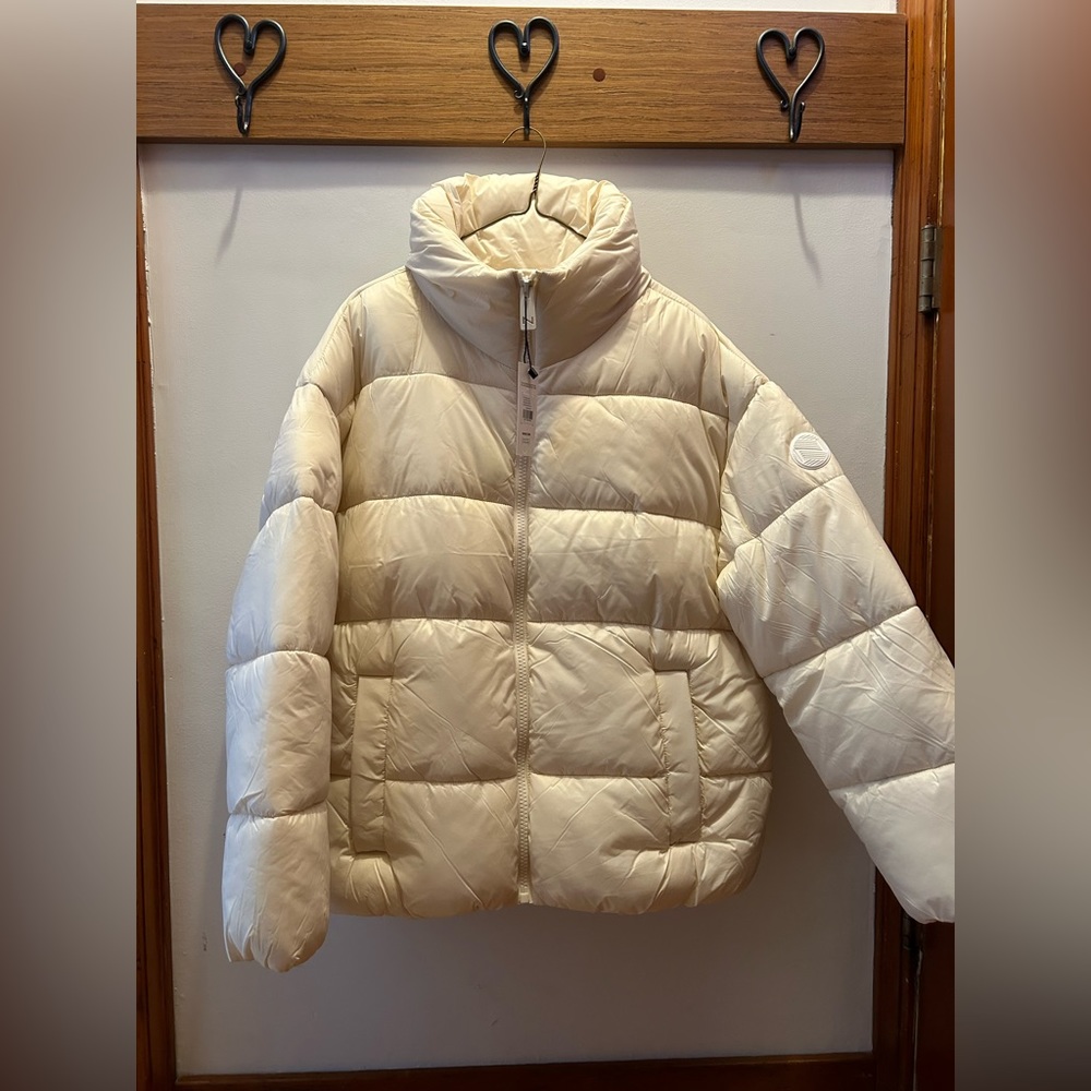 NWT Noize cream puffer jacket size large